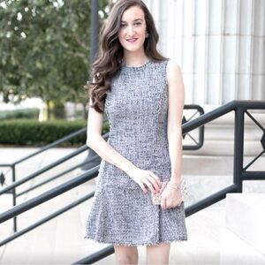 NWT Banana Republic Sleeveless Black & White Tweed Shift w/Frayed Seams, Size 8